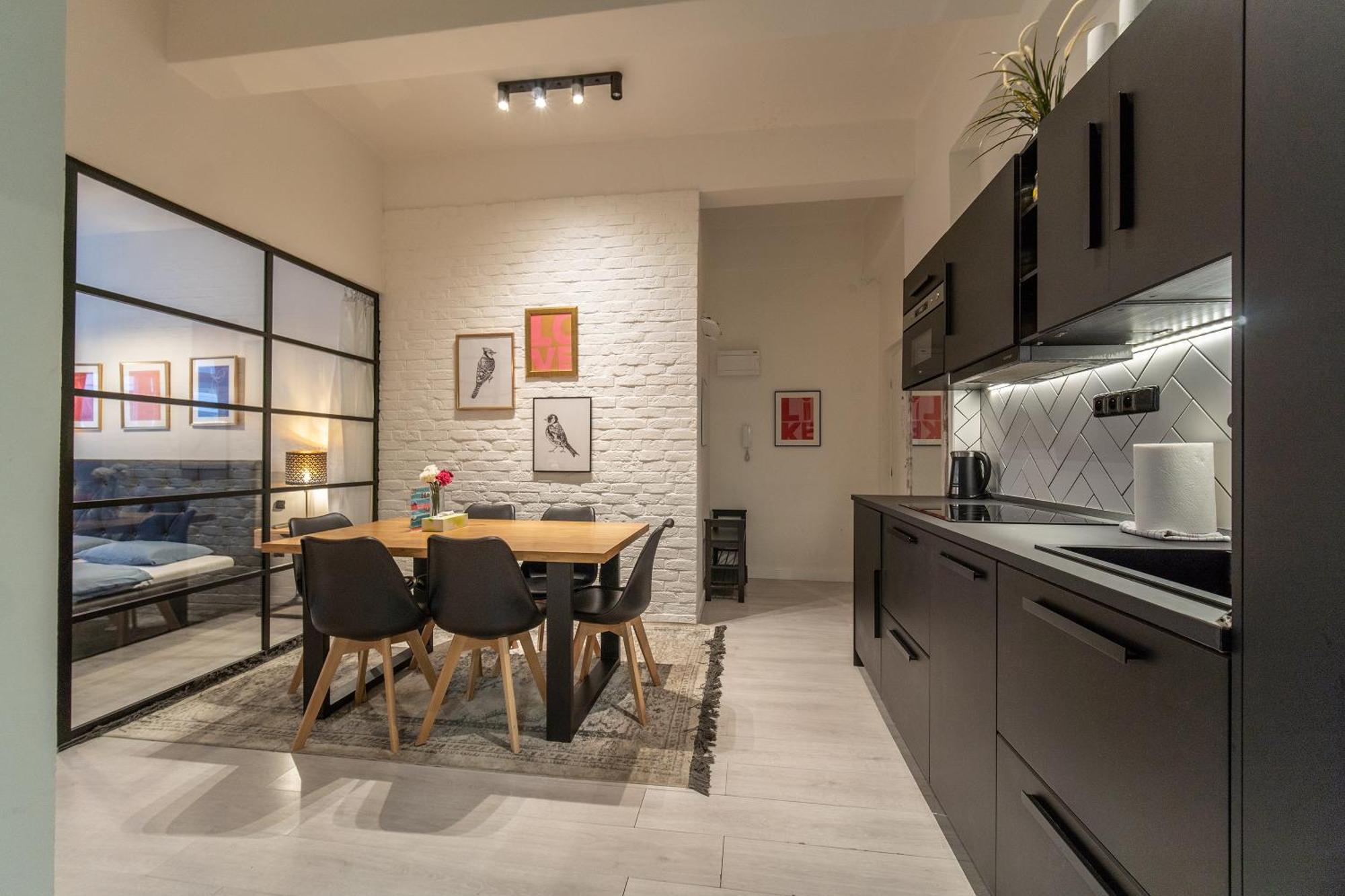 Sunny Central Apartment On Wenceslas Square By Easybnb Prag Exteriör bild